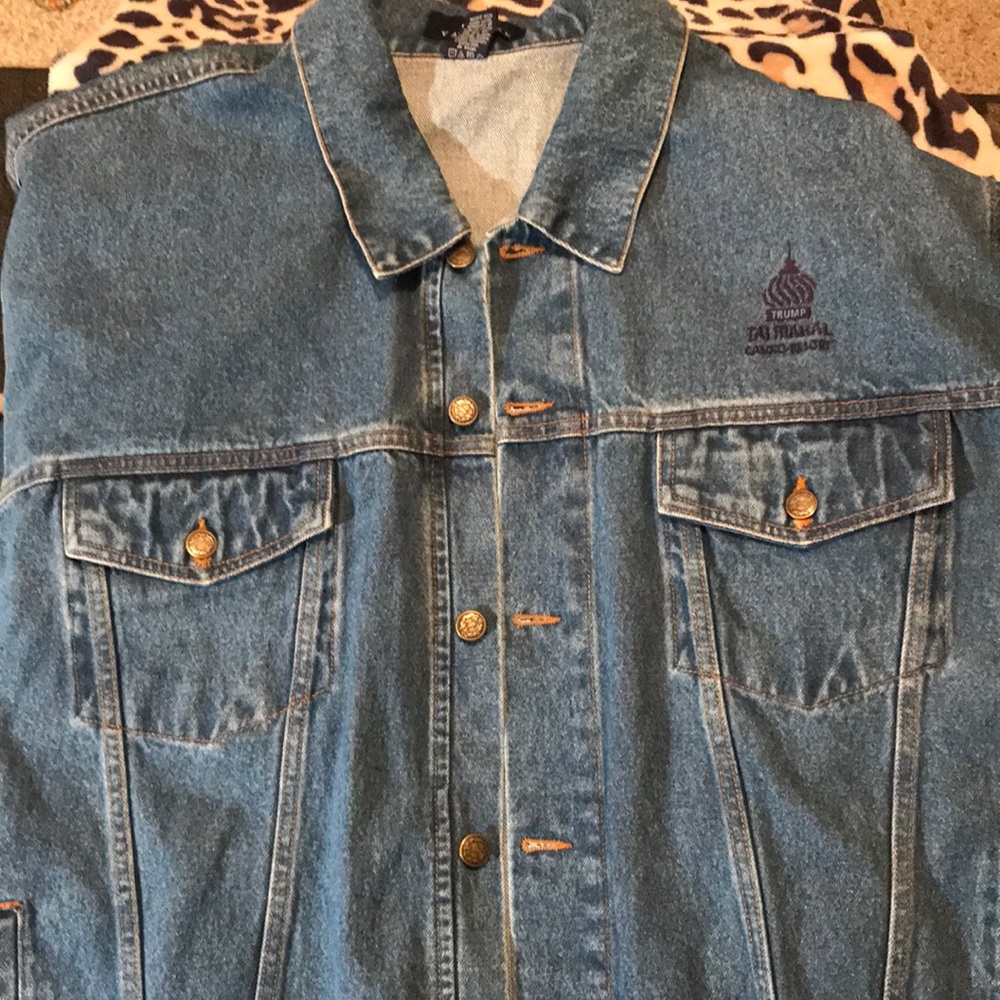 Trump Tai Mahal Casino-Resort Denim Jacket!!!